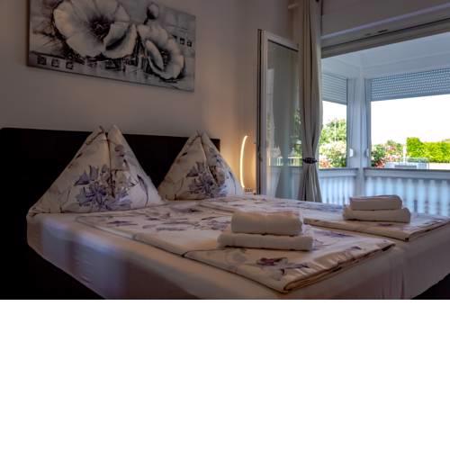 Kaja Apartments