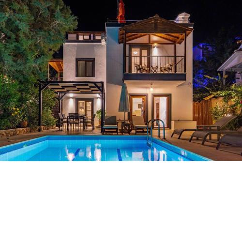 Kalkan merkezde Villa İstanblue