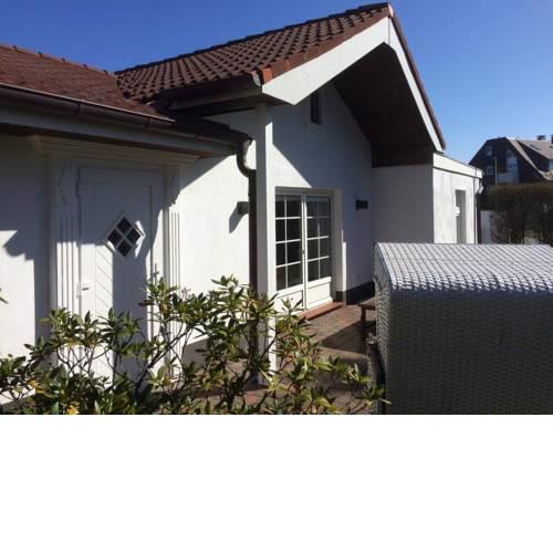 Kampstraße 1, Bungalow