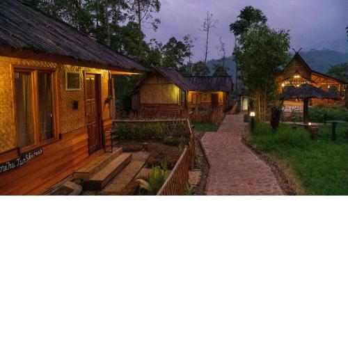 Kampung Bareto Cottage And Resto