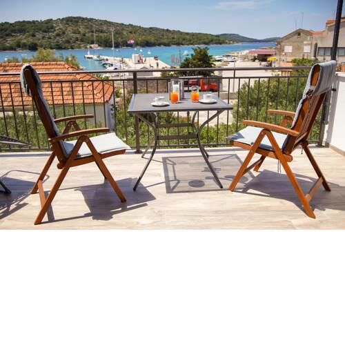 Kaprije apartmani Tina i Ena