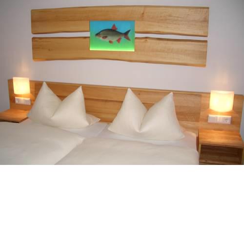 Karpfenhotel im Gasthaus Sindel-Buckel