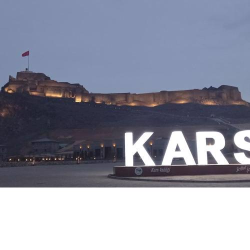 Karsta'ki Eviniz