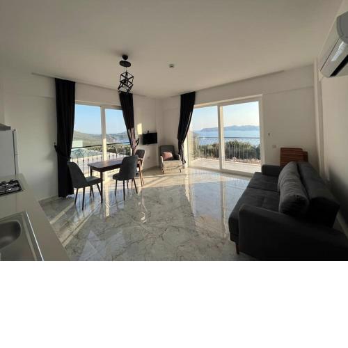 Kaş Eylül Suit Apart 2.Kat-2nd floor