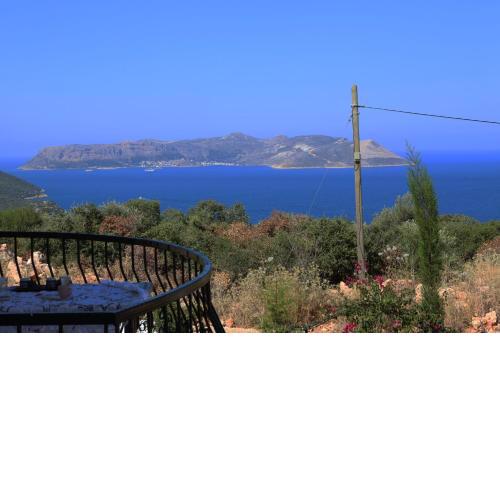 Kaş Güzey apart 3+1 Doğa ve deniz manzaralı
