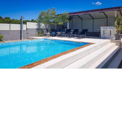 Katina apartment with private pool