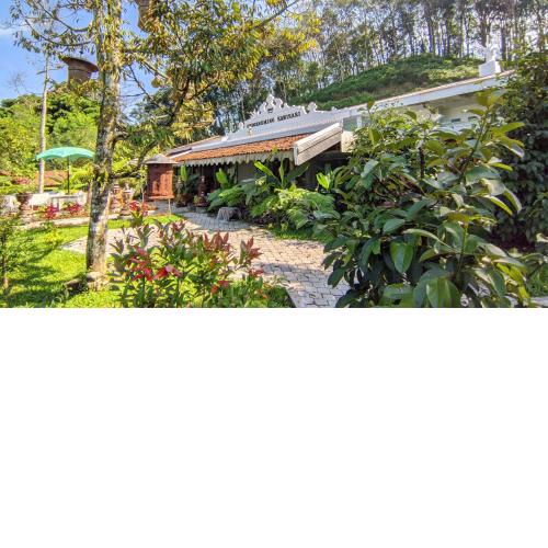 Kawisari Coffee Plantation House - Villa In Blitar