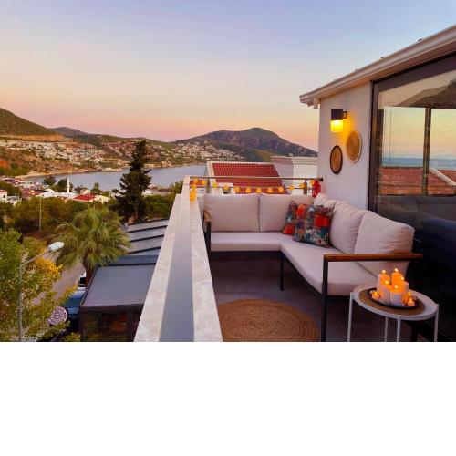 KAYA APARTMENTS
