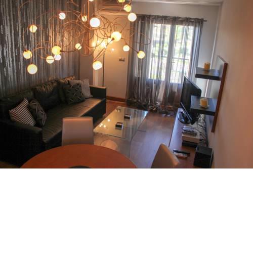 (KEO001) Modern Apartment with Roof Terrace