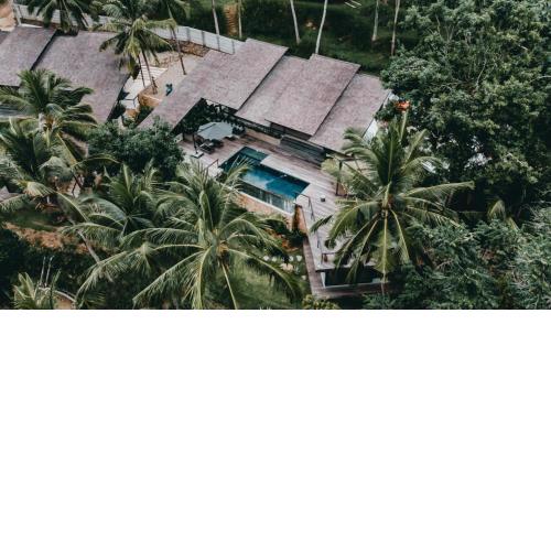Kirikan Villas, Luxury Seaview Pool Villas in the Jungle