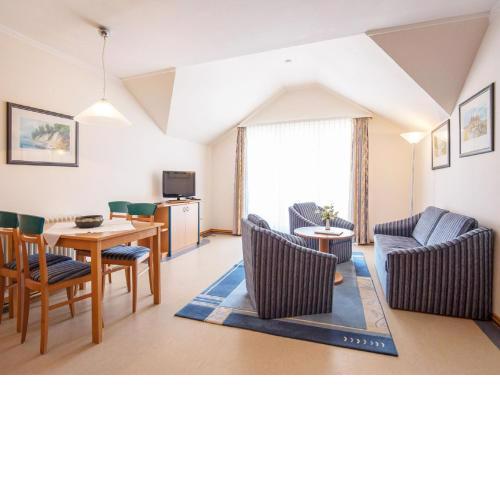 Klassik Appartement mit 1 Schlafzimmer und Balkon im Dachgeschoss 184