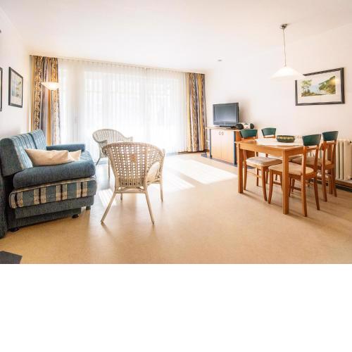 Klassik Appartement mit 1 Schlafzimmer und Balkon im Obergeschoss 107