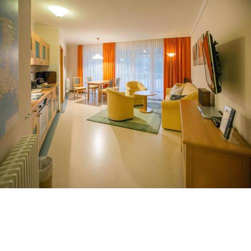 Klassik Appartement mit 1 Schlafzimmer und Balkon im Obergeschoss 266