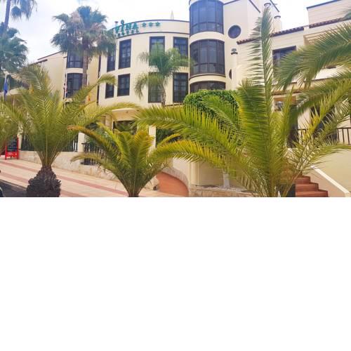 Klayman Olivina Aparthotel