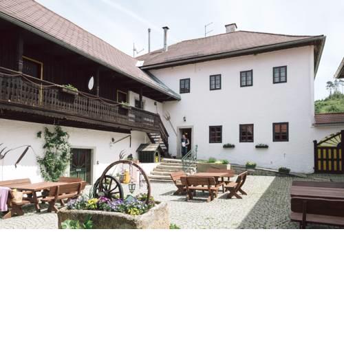 Kleebauer Biohof & Hotel