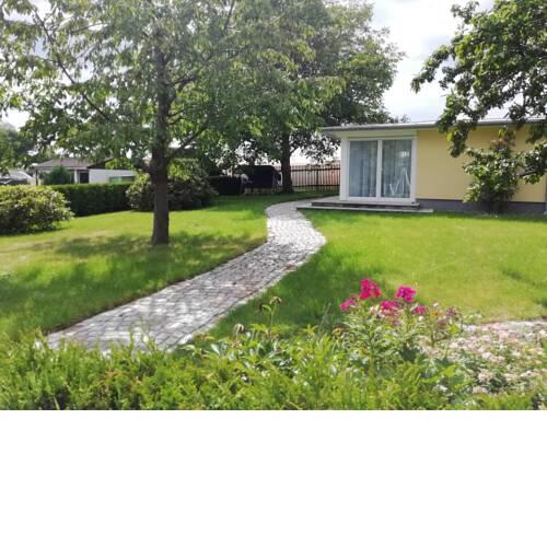 Kleiner Bungalow im Grünen - a45355