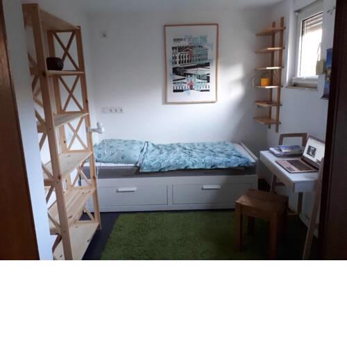 Kleines Privatzimmer Messe Nord