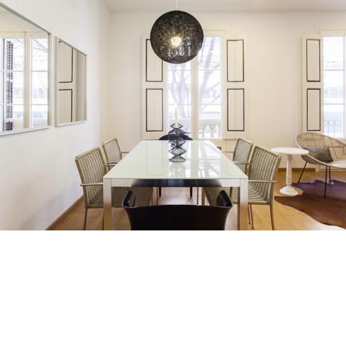 KM Rocafort Apartment