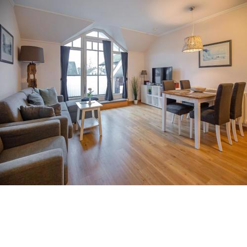 Komfort Appartement mit 1 Schlafzimmer und Balkon im Dachgeschoss 137