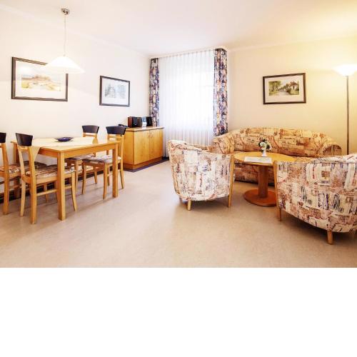 Komfort Appartement mit 1 Schlafzimmer und Balkon im Obergeschoss 145