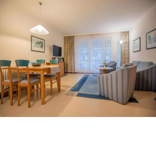 Komfort Appartement mit 1 Schlafzimmer und Balkon im Obergeschoss 244