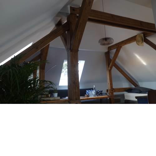 LOFT-DACHGESCHOSS - Bahnhof 500m BERLIN City 20min - inkl NETFLIX