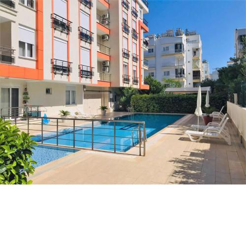 Konyaaltı - Liman - Antalya - Lüks ve Huzurlu Sitede Güzel Bir Daire
