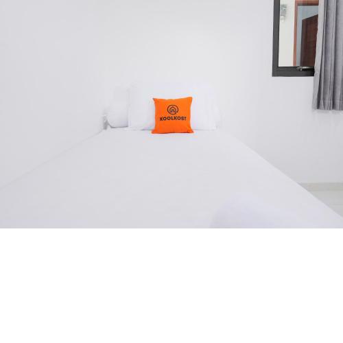 KoolKost near Jalan Veteran Raya (Minimum Stay 6 Nights)