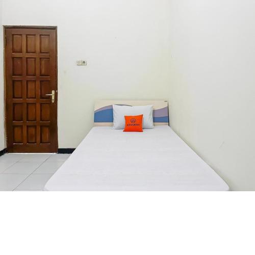 KoolKost Syariah near Lenmarc Mall Surabaya