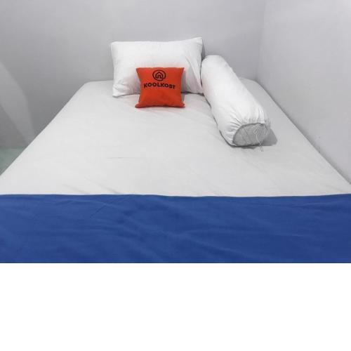 KoolKost Syariah near Pelabuhan Tanjung Priok (Minimum Stay 6 Nights)