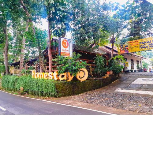 Kopilimo Cafe and Homestay