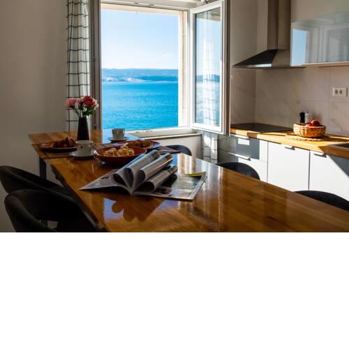 Kuća za odmor - Apartment By The Sea