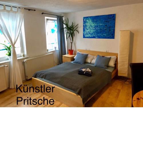 Künstler-Pritsche