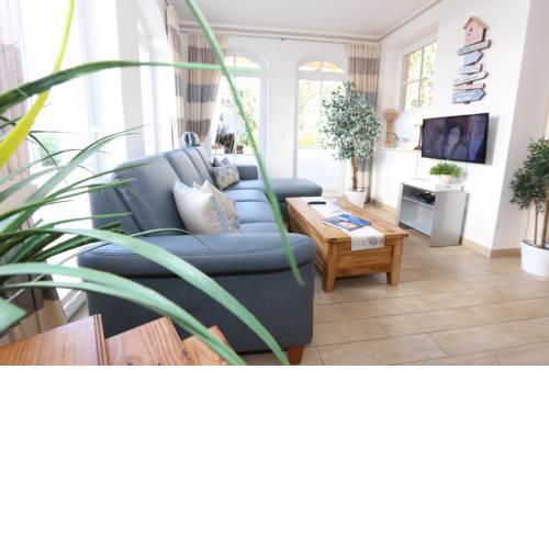 Kurparkresidenz Baabe Whg 05 Meeresgarten mit Terrasse