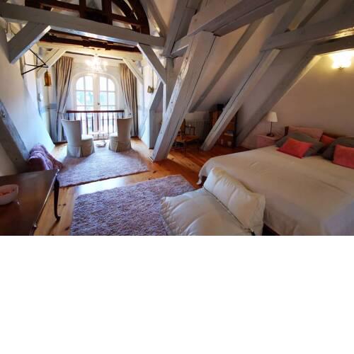 Kuscheliges Nest unterm Dach im historischen Speicher