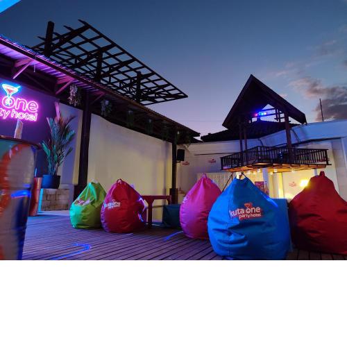 Kuta One Party Hotel