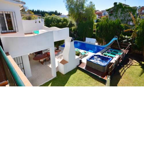 La Cala De Mijas Villa Sleeps 2 with Pool Air Con and WiFi
