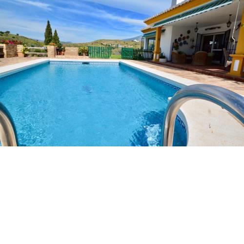 La Cala De Mijas Villa Sleeps 6 Pool Air Con WiFi
