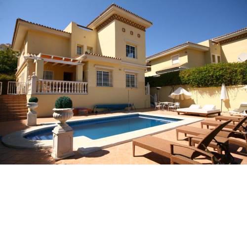 La Cala De Mijas Villa Sleeps 8 Pool Air Con WiFi