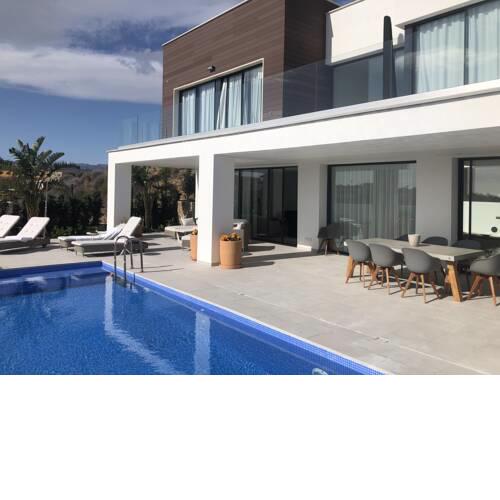 La Cala Views
