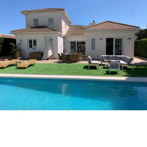 La Casa Contenta, Sitio De Calahonda, Mijas Costa, Costa Del Sol
