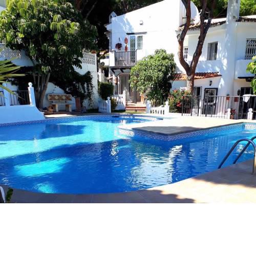 La Casa de la Esquina, lovely 2 bed townhouse Calahonda ,sleeps 4