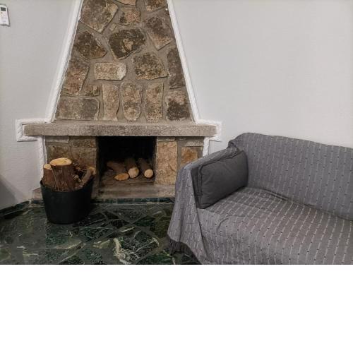 La casa de la tinaja con chimenea