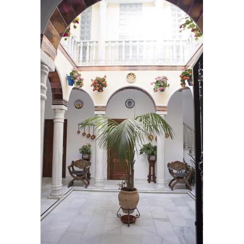 La Casa de los Faroles