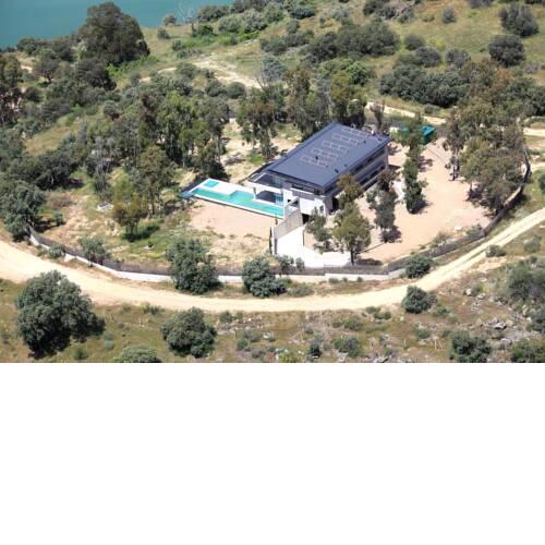 LA CASA DEL LAGO