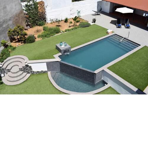 La Casa Vieja
