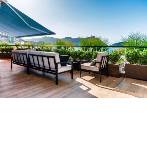 La Concha Beach Deluxe PRIVATE ENTRANCE & TERRACE