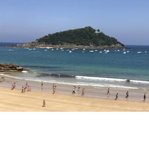 La Madame on La Concha Beach, Seaview Apartment