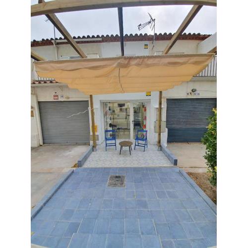 LA MAISONETTE BLEUE