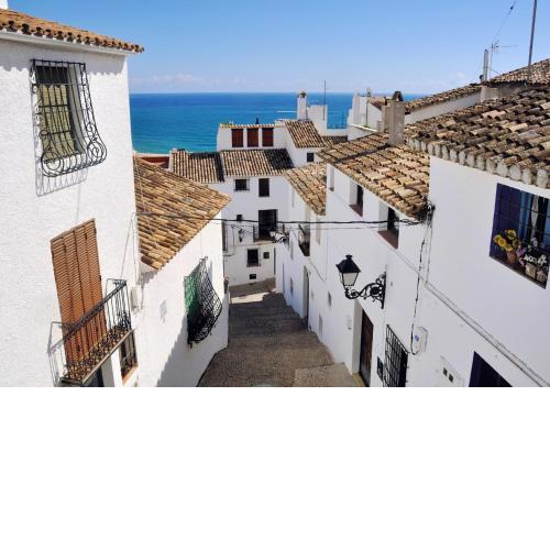 La mer Altea by Vero